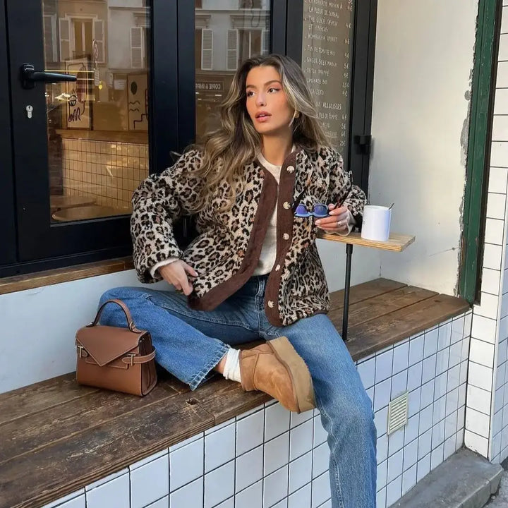 Miriam – Stilvoller Leoparden