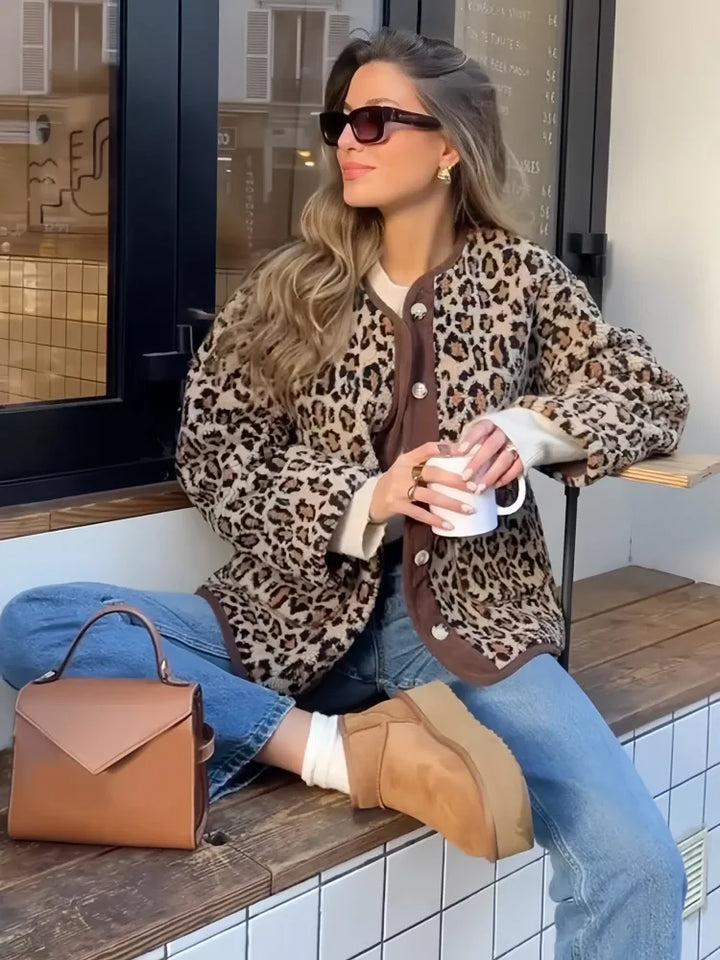 Miriam – Stilvoller Leoparden