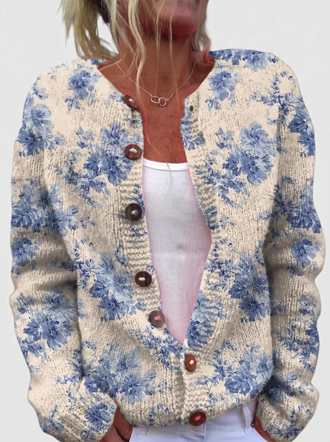 Ingrid | Cardigan mit blauen Blüten